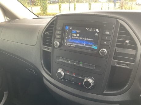 Mercedes-Benz Vito 2.0 119 CDI Premium Night Edition Crew Van G-Tronic RWD L2 Euro 6 (s/s) 5dr 11