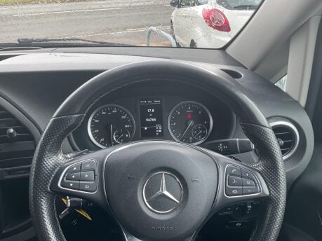 Mercedes-Benz Vito 2.0 119 CDI Premium Night Edition Crew Van G-Tronic RWD L2 Euro 6 (s/s) 5dr 7