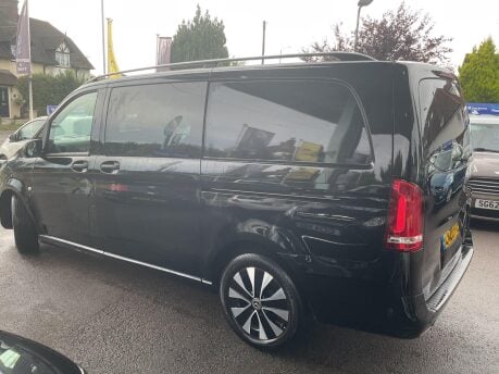 Mercedes-Benz Vito 2.0 119 CDI Premium Night Edition Crew Van G-Tronic RWD L2 Euro 6 (s/s) 5dr 2