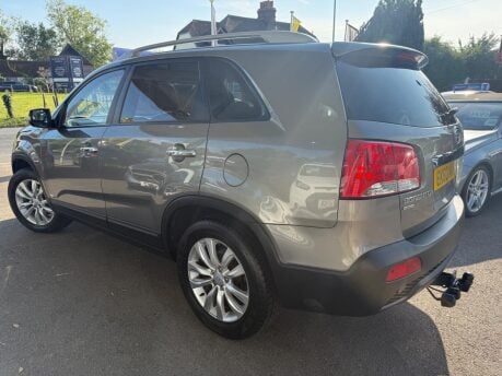 Kia Sorento 2.2 CRDi KX-3 Auto AWD Euro 5 5dr (SNav) 12