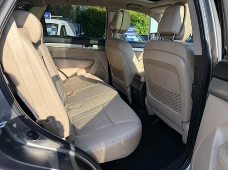 Kia Sorento 2.2 CRDi KX-3 Auto AWD Euro 5 5dr (SNav) 28