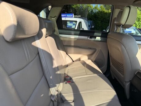 Kia Sorento 2.2 CRDi KX-3 Auto AWD Euro 5 5dr (SNav) 26