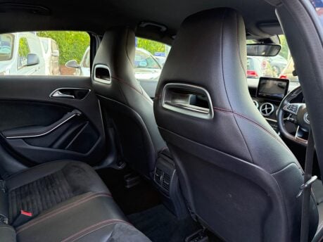 Mercedes-Benz A Class 1.6 A160 AMG Line Euro 6 (s/s) 5dr 39