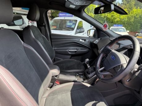 Ford Kuga 2.0 TDCi EcoBlue ST-Line Euro 6 (s/s) 5dr 33