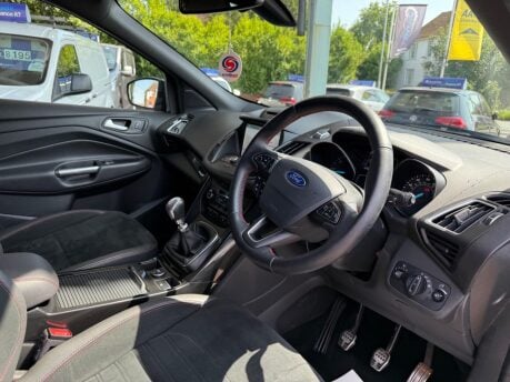 Ford Kuga 2.0 TDCi EcoBlue ST-Line Euro 6 (s/s) 5dr 35