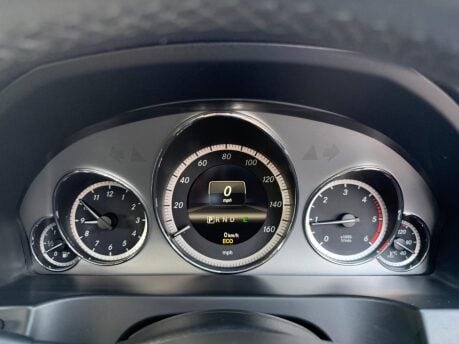 Mercedes-Benz E Class 2.1 E250 CDI BlueEfficiency Sport G-Tronic+ Euro 5 (s/s) 2dr 31