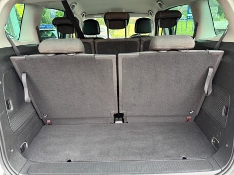 Vauxhall Zafira 2.0 CDTi SRi Euro 6 (s/s) 5dr 38