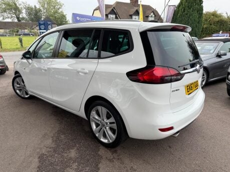 Vauxhall Zafira 2.0 CDTi SRi Euro 6 (s/s) 5dr 11