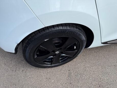 Renault Clio 1.2 16V Dynamique Nav Euro 6 5dr 20