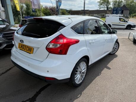 Ford Focus 1.6 TDCi Zetec Navigator Euro 5 (s/s) 5dr 5