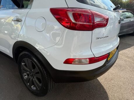 Kia Sportage 1.7 CRDi EcoDynamics 3 2WD Euro 5 (s/s) 5dr 8