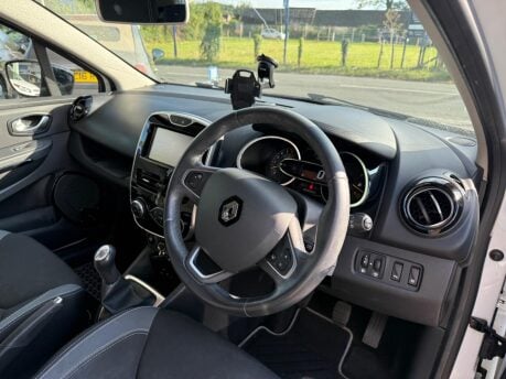 Renault Clio 0.9 TCe Dynamique S Nav Euro 6 (s/s) 5dr 13