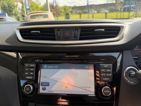 Nissan Qashqai 1.5 dCi Acenta Premium 2WD Euro 5 (s/s) 5dr 26