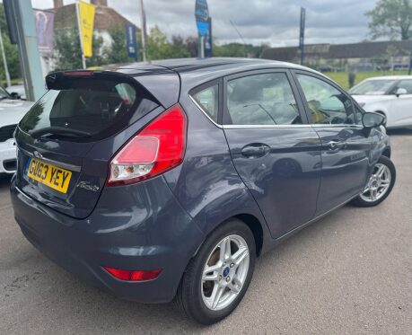 Ford Fiesta 1.0T EcoBoost Zetec Euro 5 (s/s) 5dr 4