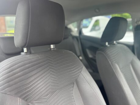 Ford Fiesta 1.0T EcoBoost Zetec Euro 5 (s/s) 5dr 7