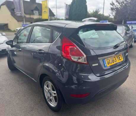 Ford Fiesta 1.0T EcoBoost Zetec Euro 5 (s/s) 5dr 2