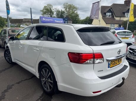 Toyota Avensis 2.0 D-4D TR Tourer Euro 5 5dr 5