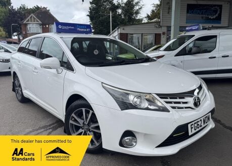 Toyota Avensis 2.0 D-4D TR Tourer Euro 5 5dr 1