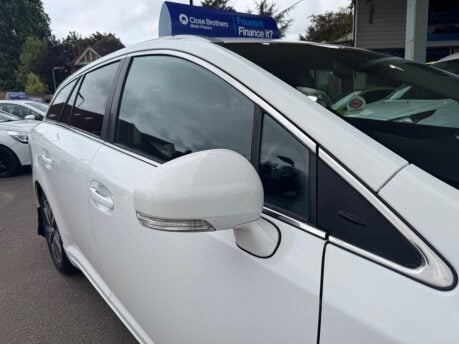 Toyota Avensis 2.0 D-4D TR Tourer Euro 5 5dr 13