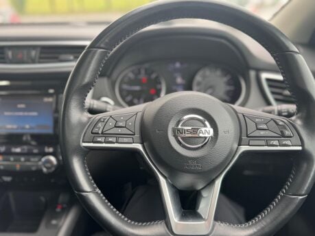 Nissan Qashqai 1.5 dCi Tekna Euro 6 (s/s) 5dr 10