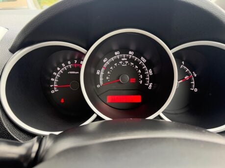 Kia Venga 1.6 2 Auto Euro 5 5dr 22