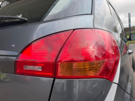 Kia Venga 1.6 2 Auto Euro 5 5dr 24