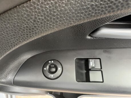 Kia Venga 1.6 2 Auto Euro 5 5dr 17