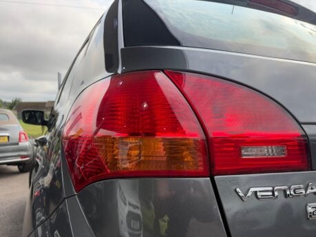 Kia Venga 1.6 2 Auto Euro 5 5dr 23