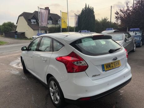 Ford Focus 1.6 Zetec Euro 5 5dr 5