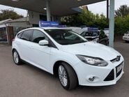 Ford Focus 1.6 TDCi Zetec Navigator Euro 5 (s/s) 5dr 13