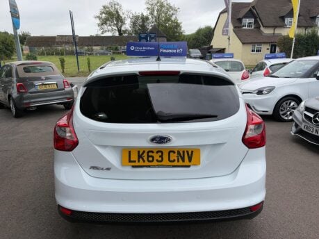 Ford Focus 1.6 TDCi Zetec Navigator Euro 5 (s/s) 5dr 9