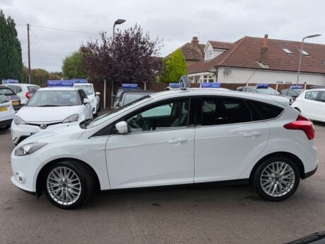 Ford Focus 1.6 TDCi Zetec Navigator Euro 5 (s/s) 5dr 6