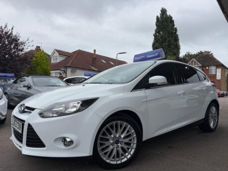 Ford Focus 1.6 TDCi Zetec Navigator Euro 5 (s/s) 5dr 5