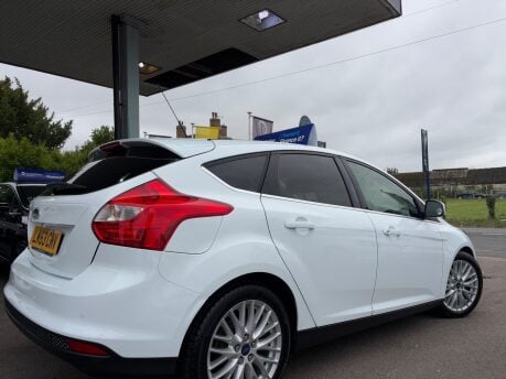 Ford Focus 1.6 TDCi Zetec Navigator Euro 5 (s/s) 5dr 12