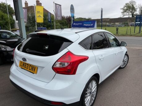Ford Focus 1.6 TDCi Zetec Navigator Euro 5 (s/s) 5dr 11