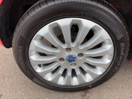Ford Ka 1.2 Zetec Euro 4 3dr 12