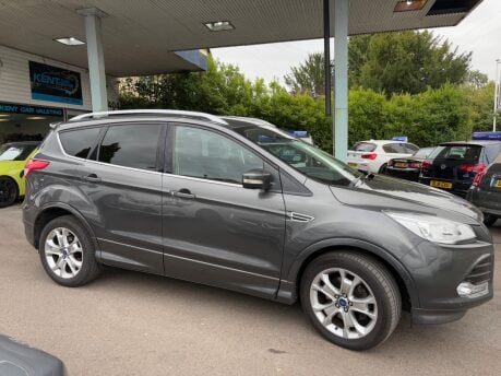 Ford Kuga 2.0 TDCi Titanium Sport 2WD Euro 6 (s/s) 5dr 9