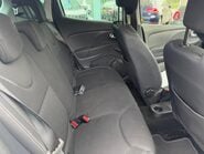 Renault Clio 0.9 TCe Iconic Euro 6 (s/s) 5dr 10
