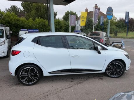 Renault Clio 0.9 TCe Iconic Euro 6 (s/s) 5dr 2