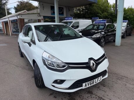Renault Clio 0.9 TCe Iconic Euro 6 (s/s) 5dr 3
