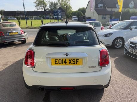 Mini Hatch 1.5 Cooper Euro 6 (s/s) 3dr 4