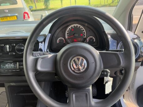 Volkswagen Up 1.0 Move up! Euro 5 5dr 22