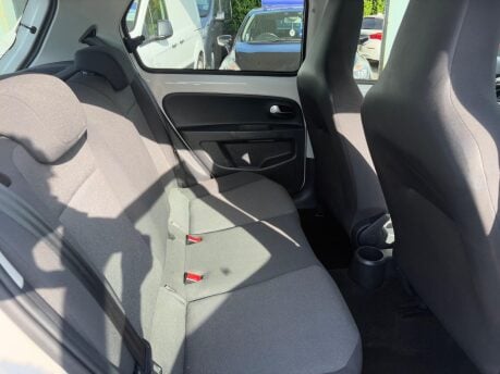 Volkswagen Up 1.0 Move up! Euro 5 5dr 18