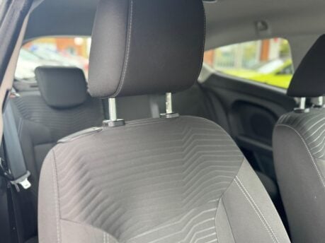 Ford Fiesta 1.25 Zetec Euro 6 3dr 25
