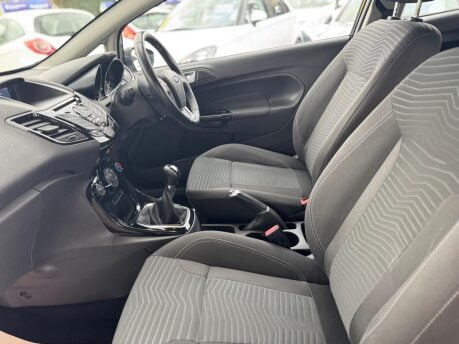 Ford Fiesta 1.25 Zetec Euro 6 3dr 31