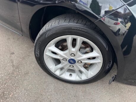 Ford Fiesta 1.25 Zetec Euro 6 3dr 15