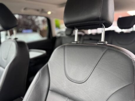 Ford Kuga 2.0 TDCi Titanium X AWD Euro 5 5dr 32