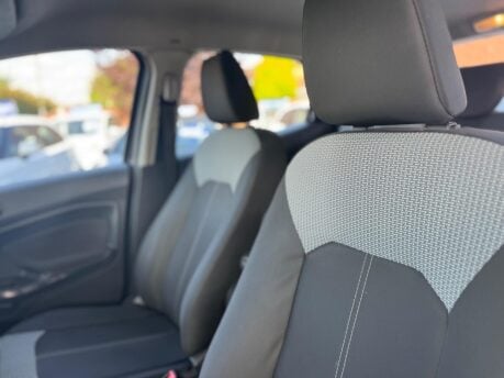 Ford Ecosport 1.5 TDCi Zetec 2WD Euro 6 5dr 29