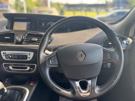 Renault Scenic 1.5 dCi Dynamique Nav Euro 6 (s/s) 5dr 21