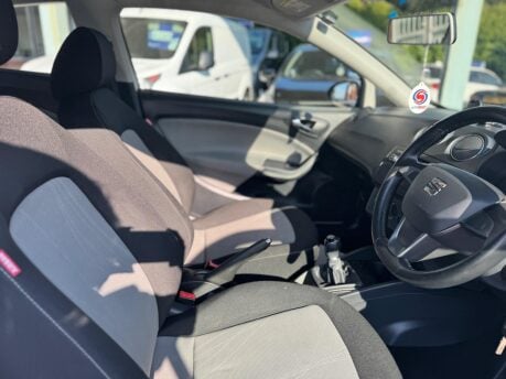 SEAT Ibiza 1.4 Toca Sport Coupe Euro 5 3dr 26